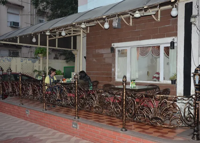 Sea Palace Hotel - Near Gateway Of India