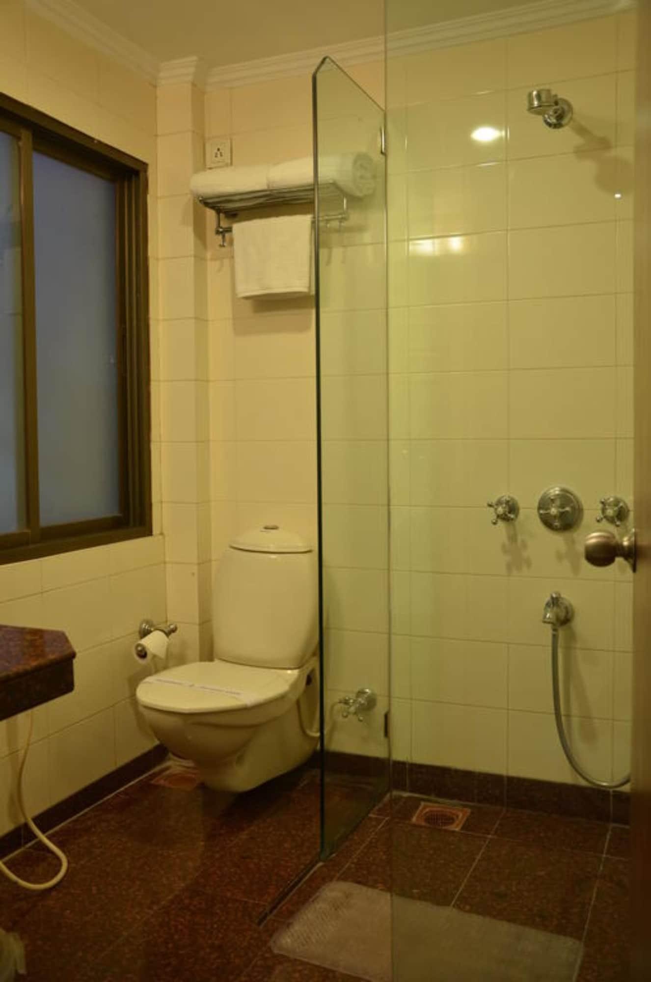 होटल Sea Palace - Near Gateway Of India 3*
