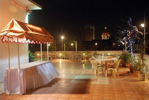 होटल Sea Palace - Near Gateway Of India 3*
